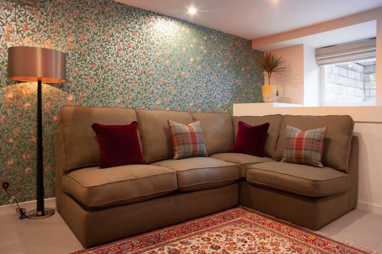 The Roseate Edinburgh - Small Luxury Hotels Of The World Eksteriør bilde A sofa