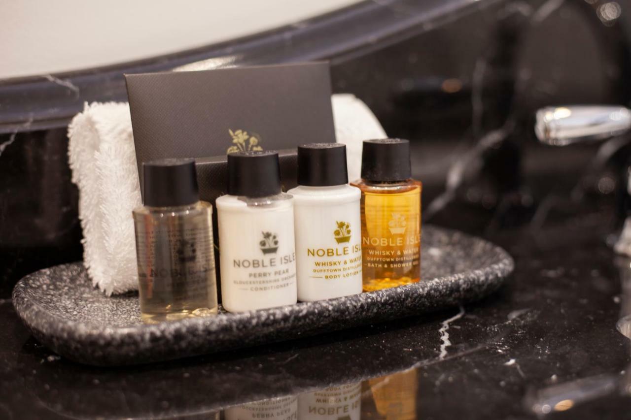 The Roseate Edinburgh - Small Luxury Hotels Of The World Eksteriør bilde Noble Isle products