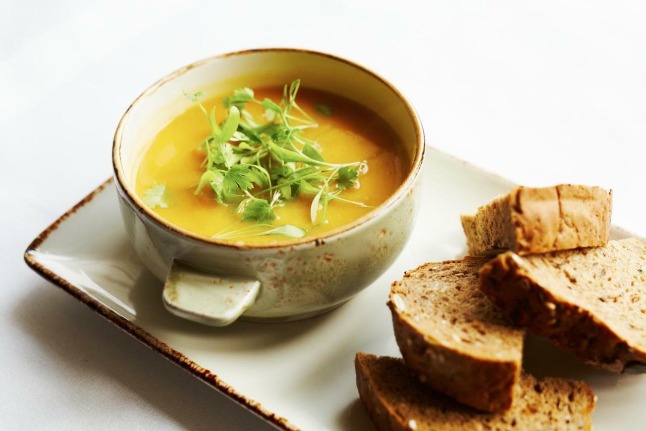 The Roseate Edinburgh - Small Luxury Hotels Of The World Eksteriør bilde A bowl of carrot and coriander soup