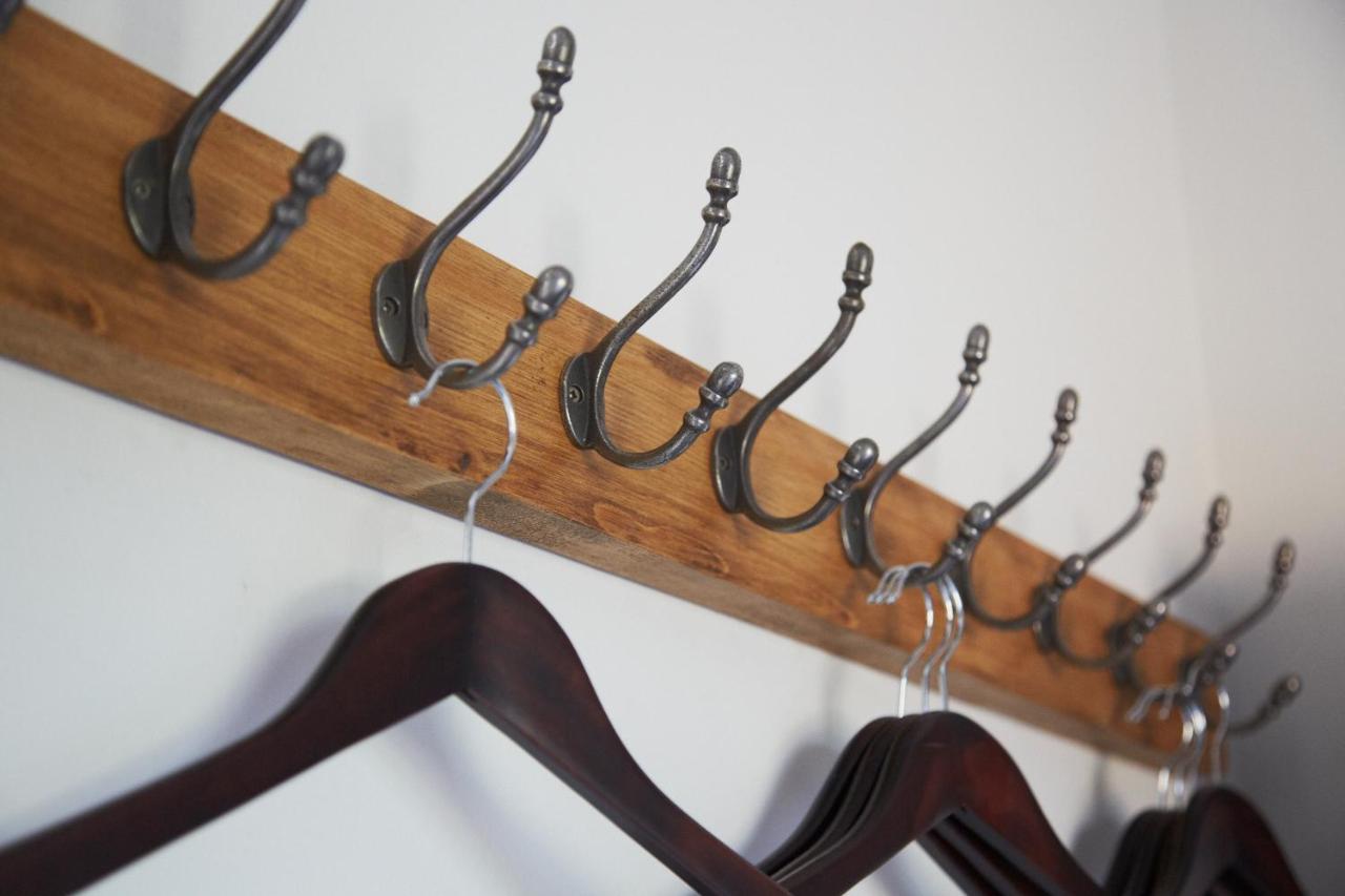 The Roseate Edinburgh - Small Luxury Hotels Of The World Eksteriør bilde A coat rack